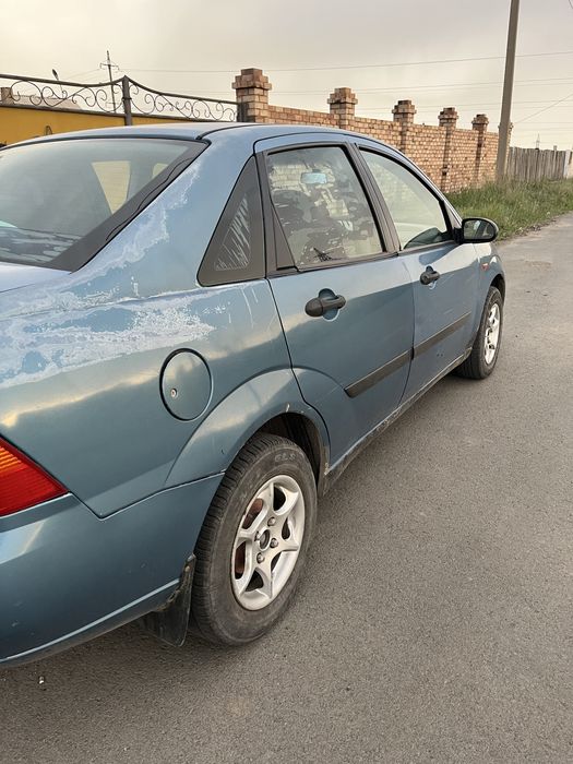 Форд фокус 2000г