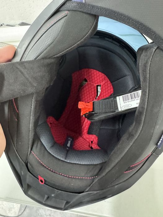 Шлем shark в новом состояний