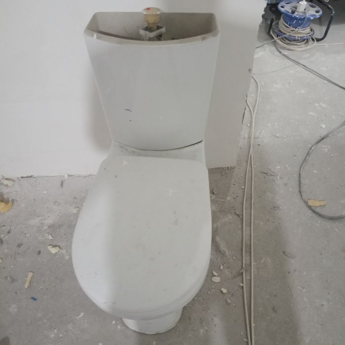 Прадам унитаз б.у