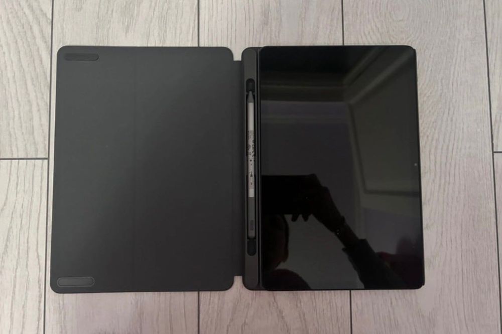 Lenovo Tab M11” 4GB/128GB – nouă, cu Tab Pen & husă originală
