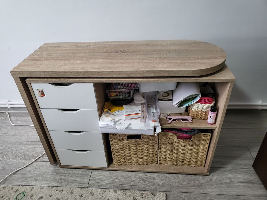 Comoda birou  extensibila cu sertare si rafturi