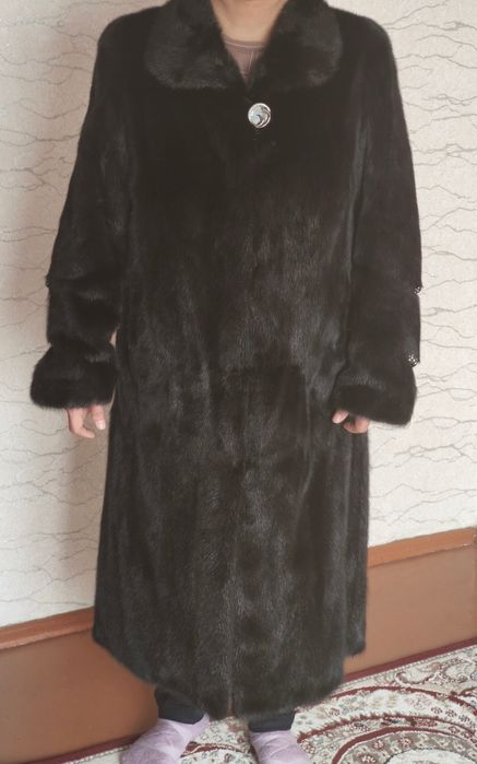 Продам норковую шубу