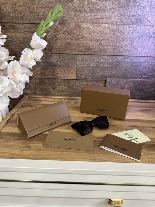 Слънчеви очила Burberry