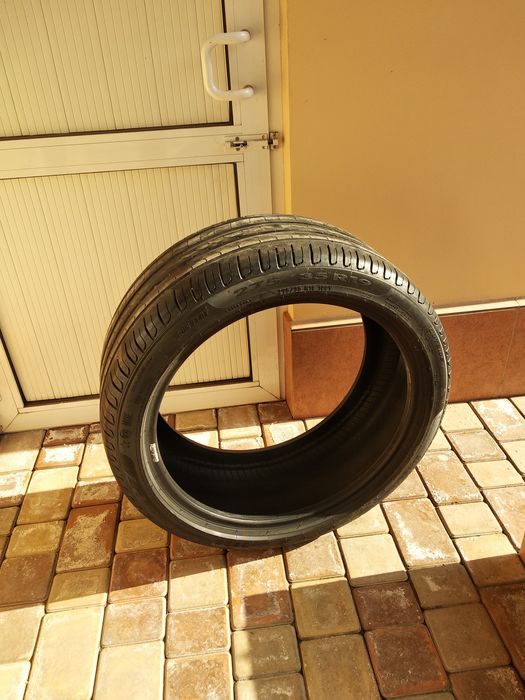 Продаю Автошины 275/35 R19 100 Y ; 245/40 R 19  98Y Pirelli