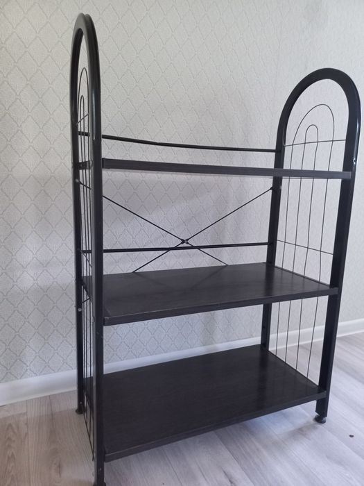 Продам полку для обуви