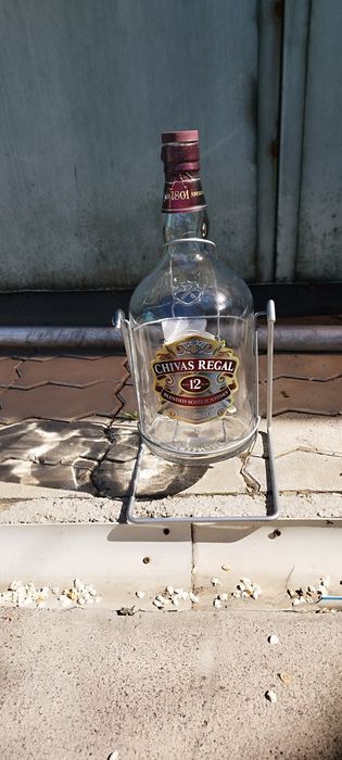 Продам бутыли стеклянные