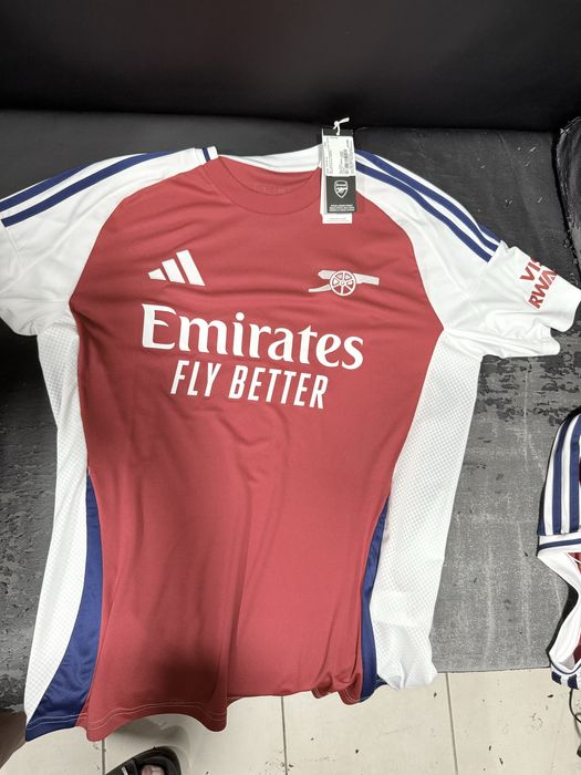 Футболни Тениски Арсенал