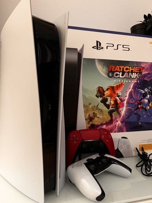 Playstation 5 825GB Disc *FULLBOX*+2 manete+stație de încărcare