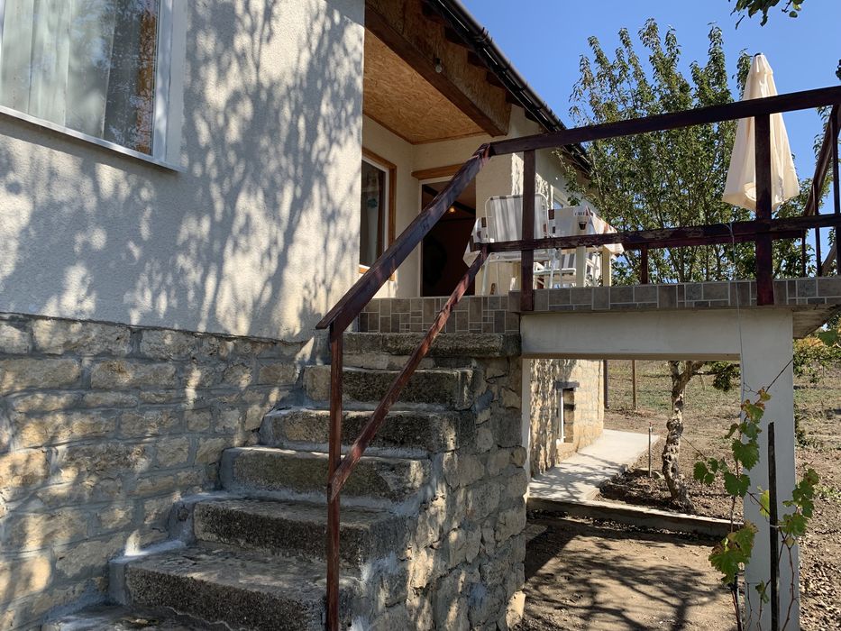 Продава се Къща в с. Карапелит, Област Добрич - 100 кв.м за 470 €/кв.м - Снимка #5