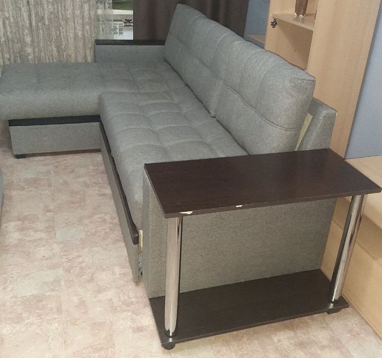 Продам диван раздвижной