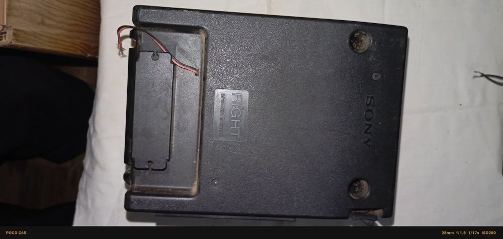 Музыкальная колонка SONY