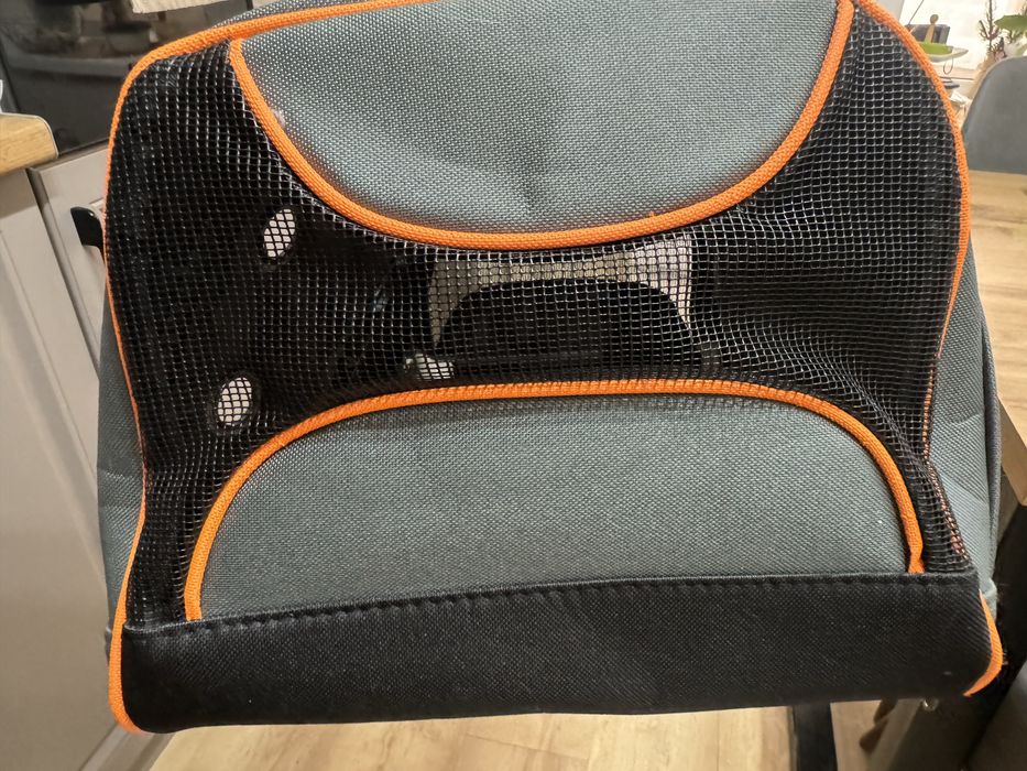 Переноска продается