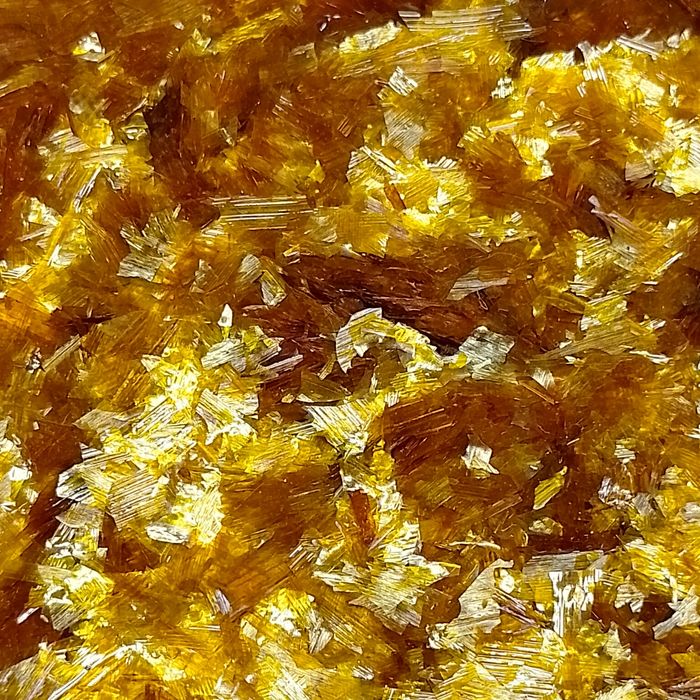 Шеллак на люспи златист 100гр за 4€