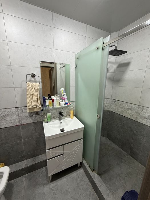 Продаю в центре Госпитальный рынок / Капитал банк 4комн Евро 100м2
