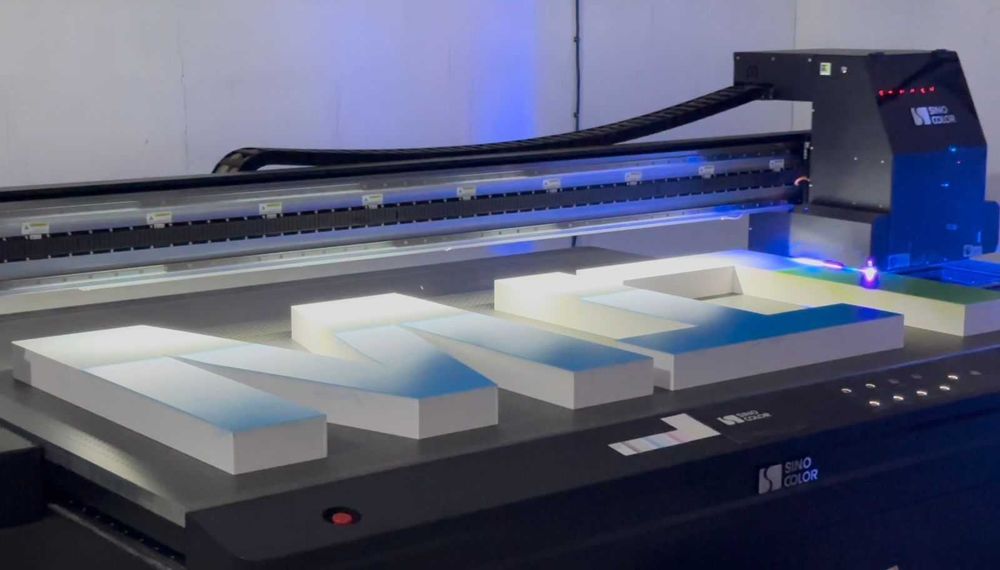 Широкоформатная Уф печать