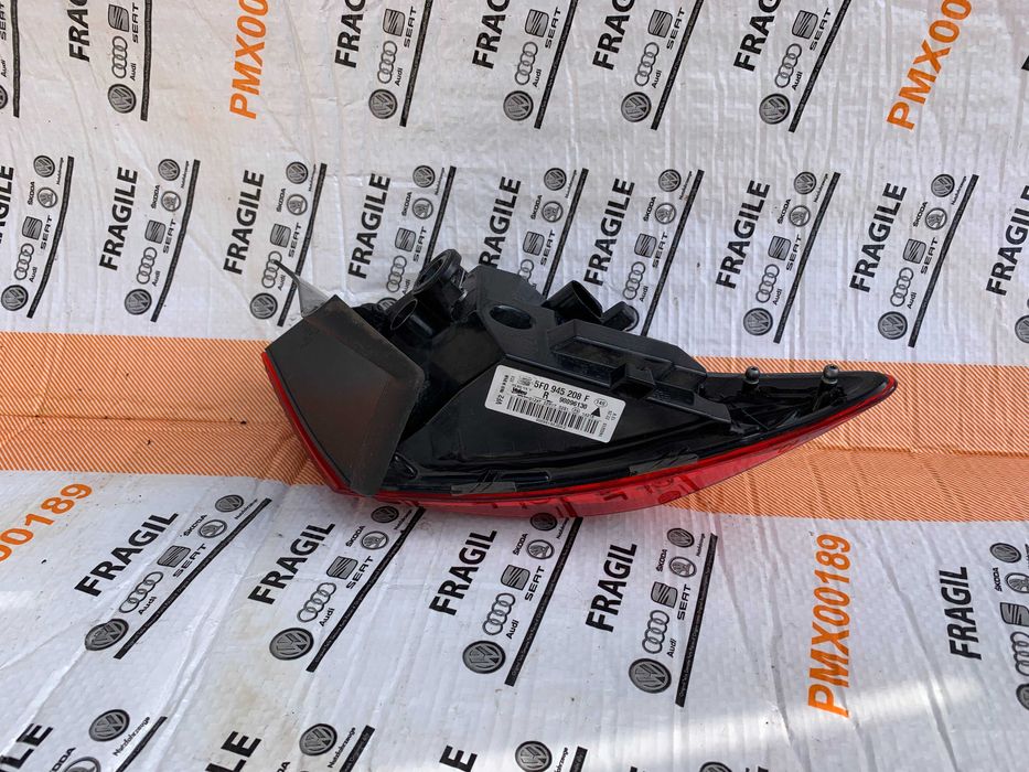 Stop dr Exterior  Seat Leon 5F1 2017→ 5F0945208F