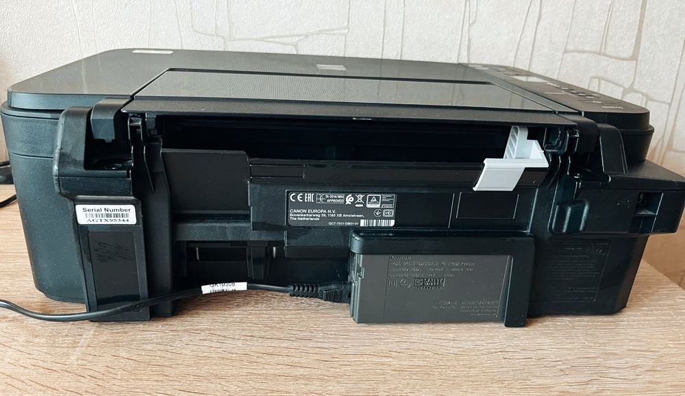 Продам струйны цветной  принтер