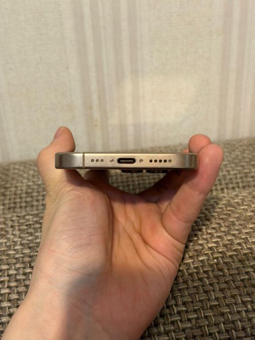 Iphone 16 Pro Gold 128  Айфон 16 про 128