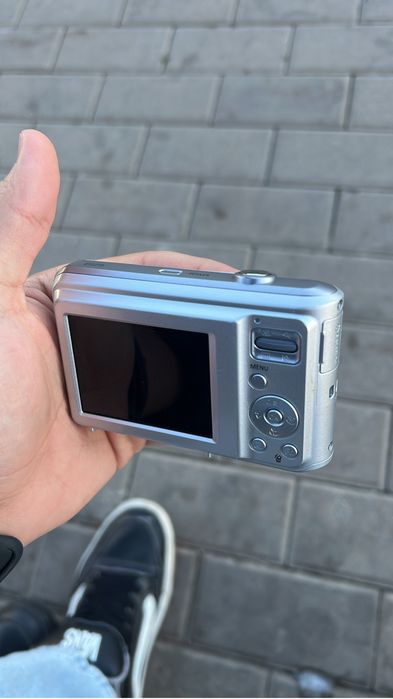 СРОЧНО! продам Камера ретро Samsung ES25