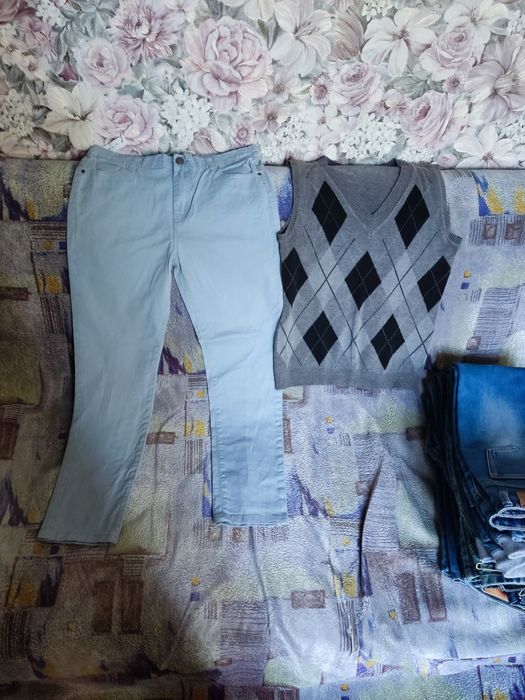 Джинсовые брюки б/у за 10 брюк 500.000 + бонус