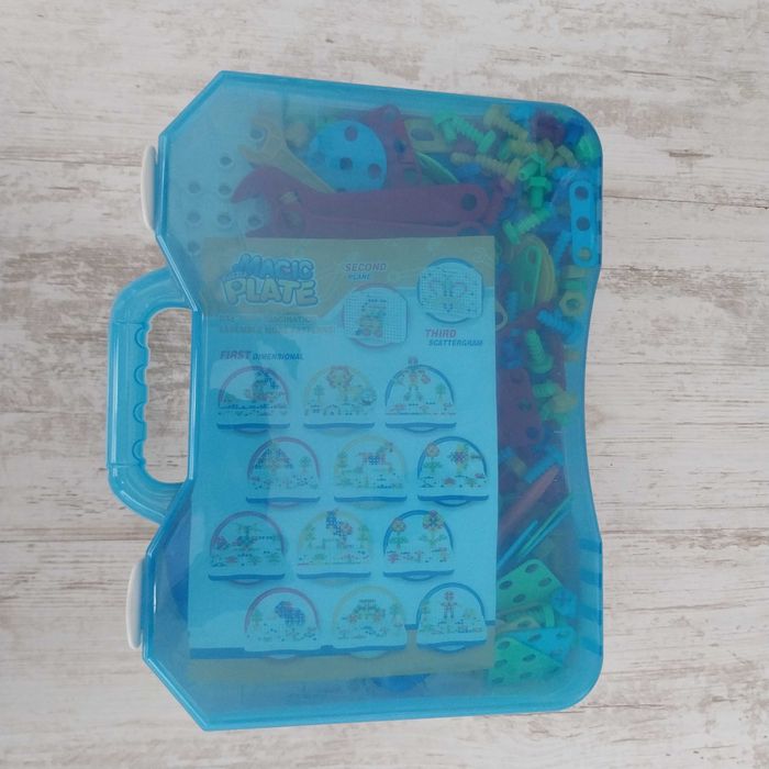 Конструктор с винтоверт на батерии