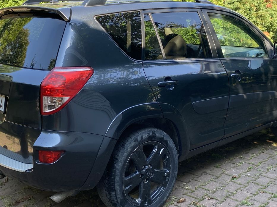 Vand Toyota RAV4 in perfecta stare de functionare