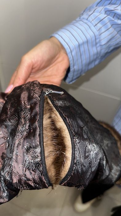 Haină din blană naturală de nurcă, cu glugă – stare impecabilă