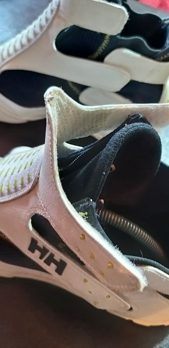 Дамски кецове на Helly Hansen / Versa