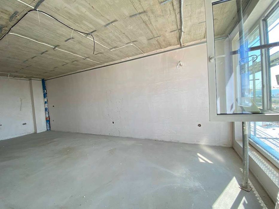 Продава се Двустаен апартамент в Варна, Възраждане 1 - 65 кв.м за 1524 €/кв.м - Снимка #7