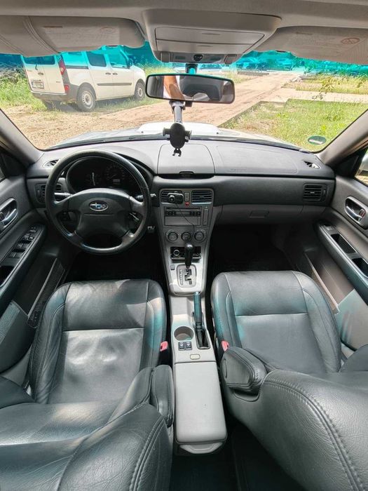 Subaru Forester SG 2.0XT benzina turbo automat 4x4 tractiune integrala AC piele trapa carlig super intretinut