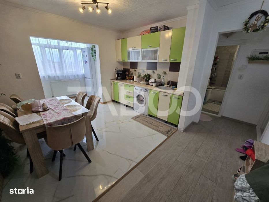 Apartament decomandat de vanzare mobilat pivnita Vasile Aaron Sibiu