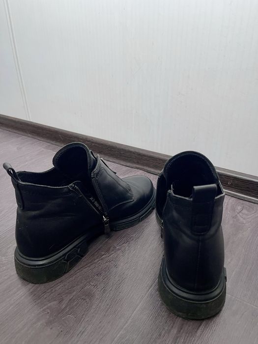 Продается обувь осень-весна