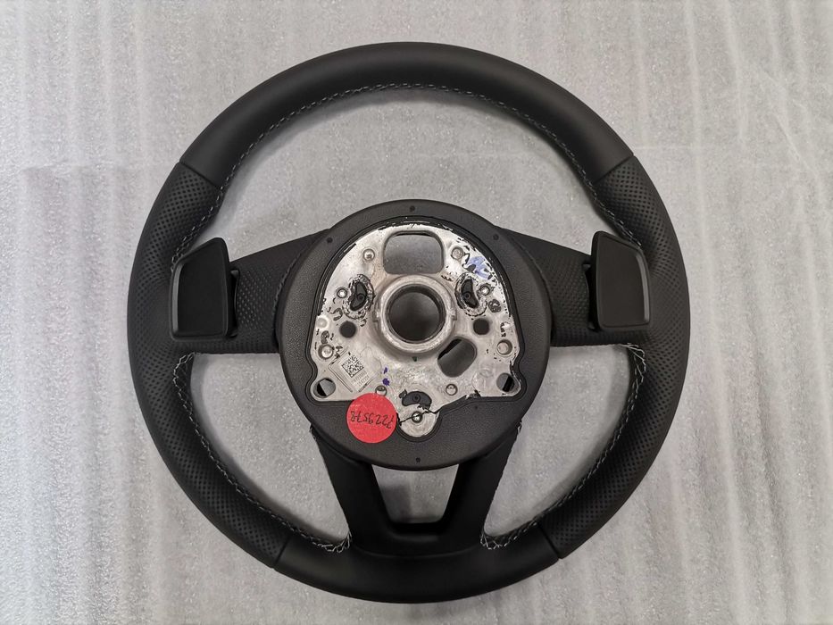 Нов OE Кожен Спортен Волан S Line Audi A4 S4 8W A5 S5 F5 8W0419091FT