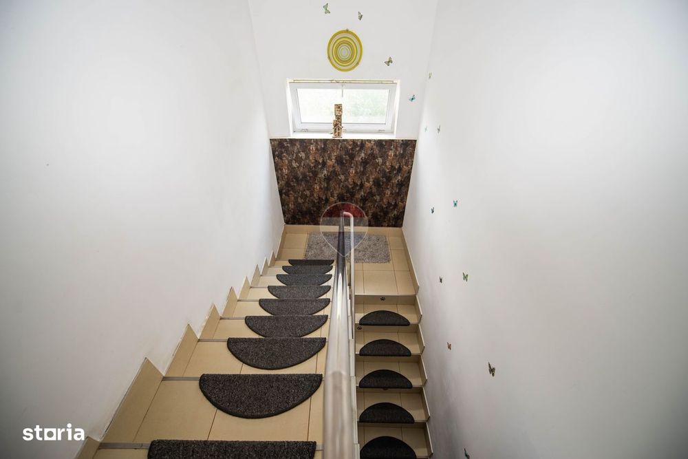 Casa Vila individuala de vanzare 7 camere Berceni