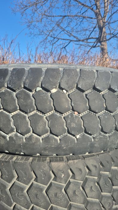 Гуми за камиони 385 65 22.5 внос от Германия в много добро състояние