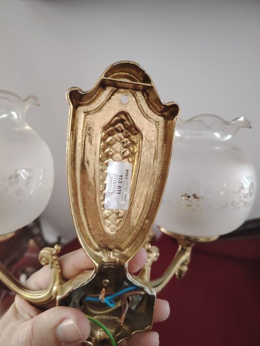 Elegant set de aplice din bronz masiv  in stil francez și globuri din