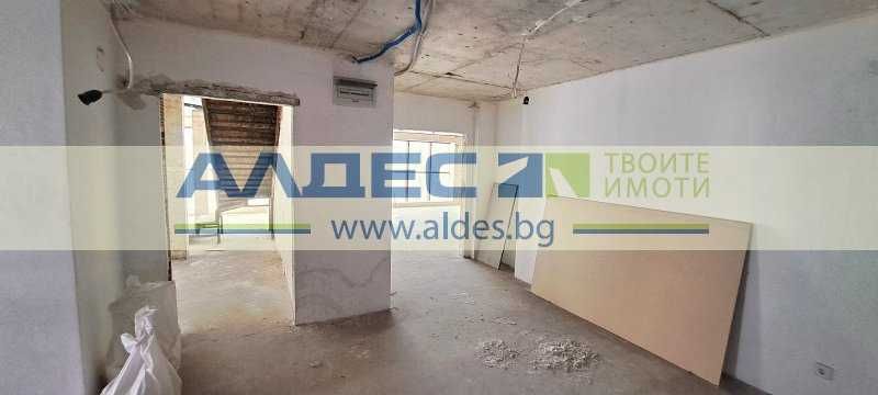 Продава се офис в нова сграда с Акт 16 на ул. Будапеща!