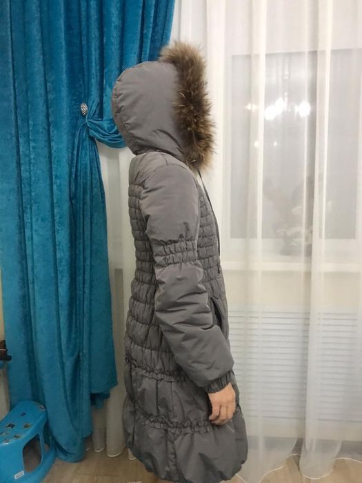 Зимний женский пуховик