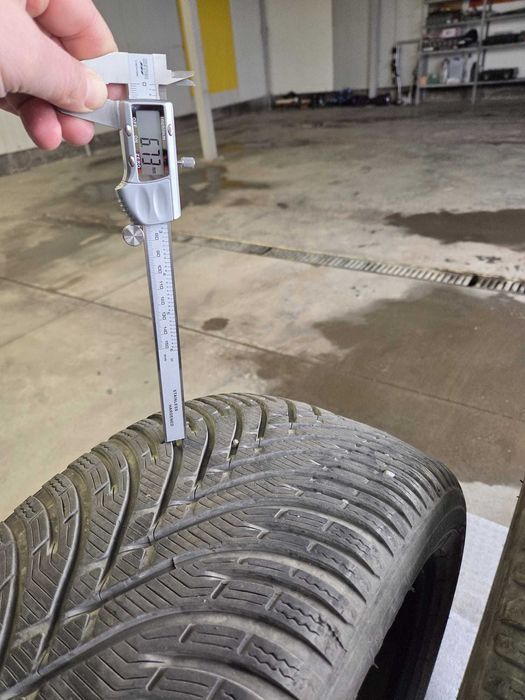 Anvelope Iarna Kleber Krisalp HP3 235/45 R17 XL 97V, stare noua