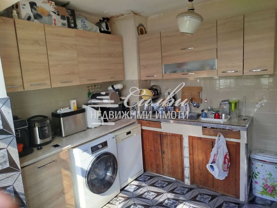 Продава се Тристаен апартамент в Шумен, Тракия - 84 кв.м за 1093 €/кв.м - Снимка #2
