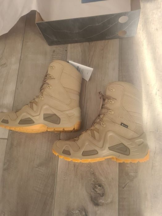 Vand bocanci Lowa Zephyr