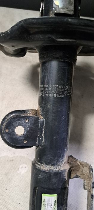 Амортизаторы на toyota RAV 4