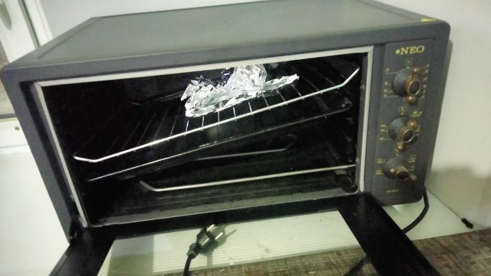 Духовка, печь можно для встроенных гарнитуров