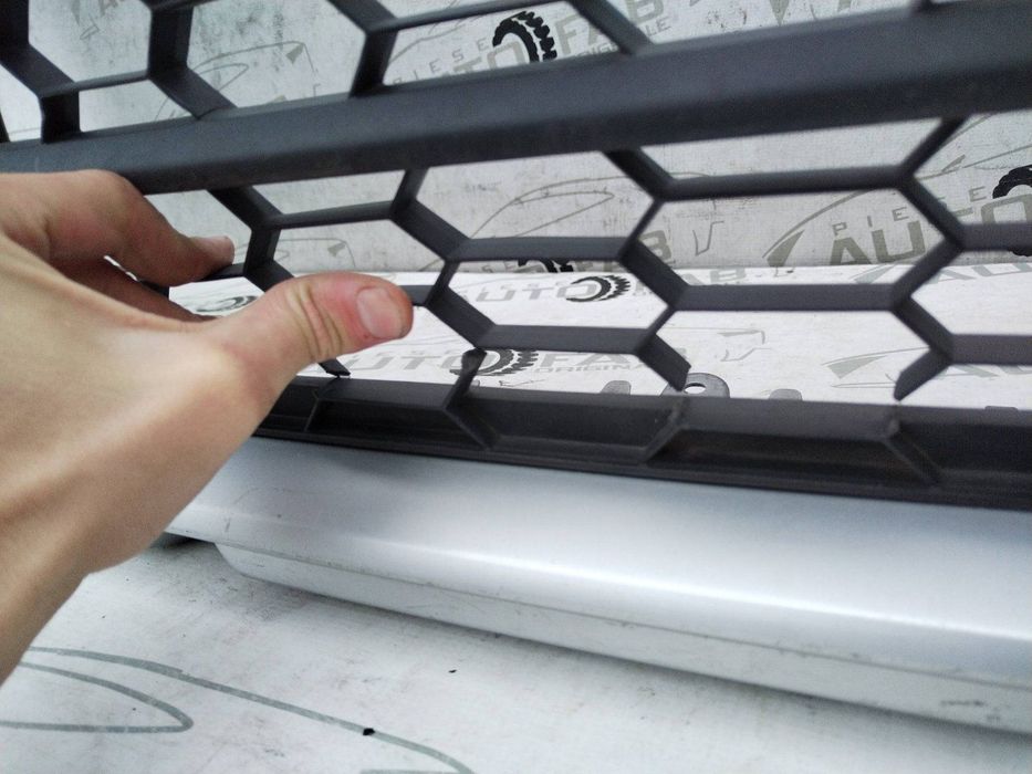 Bara fata Skoda Yeti Facelift Gauri pentru spal an 2014-2015-2016-2017