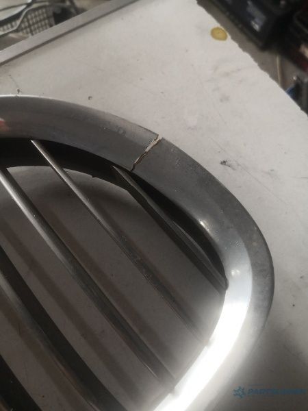 Grile Bara Fata Bmw 7 V (F01, F02, F03, F04) [ 2008 - 2015 ]
