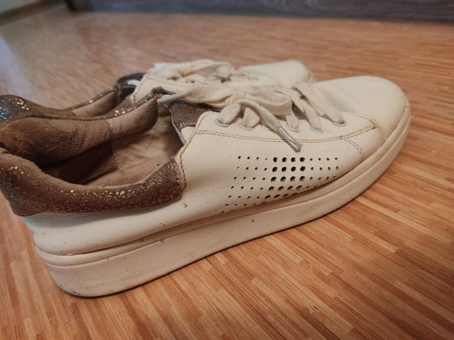 кеды, кроссовки  продам