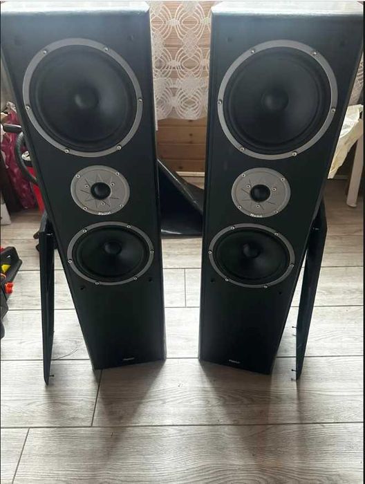 Boxe de podea MAGNAT, Monitor Supreme 800 Sunet Excelent / Stare Foarte Bună