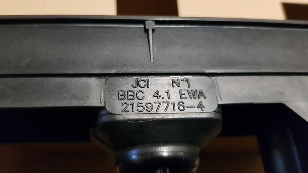 Moto r Citroen C5 , 2.0 16V benzina , bobina inducție ORIGINALA, stare foarte bună. Merge și la Peugeot. Se oferă probă.