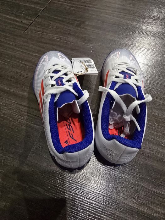 Футболни детски стоношки Adidas F50 Club TF - размер 34