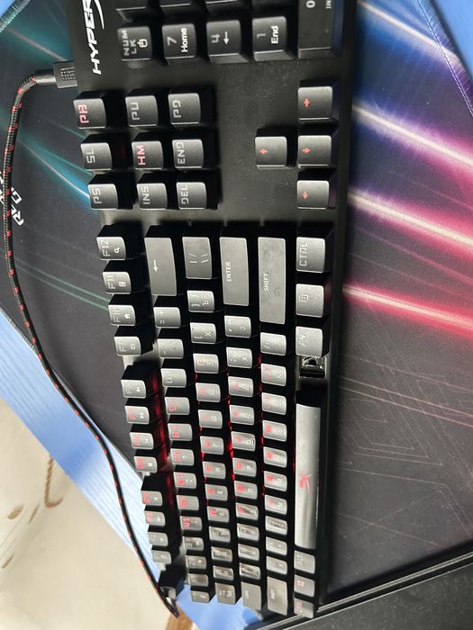 Клавиатура HyperX